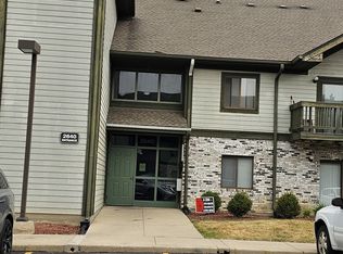 2640 N Delany Rd APT 104, Waukegan, IL 60087