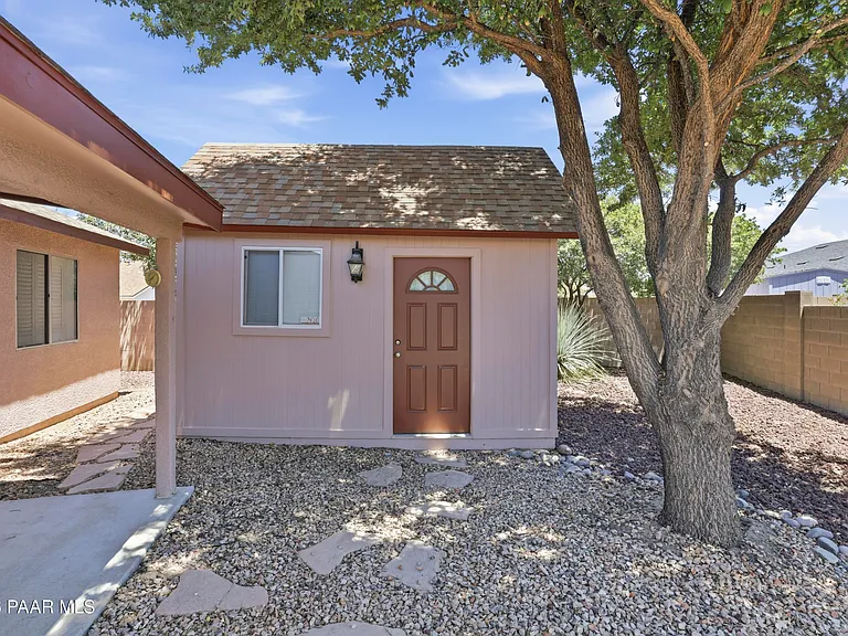 7451 Granite — Photo 22