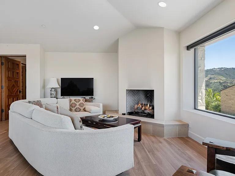 2700 Vista Oceano Ln — Photo 12