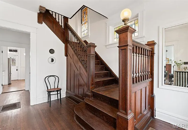604 Bellerive Blvd — Photo 8
