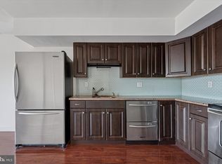 200 Lombard St #804, Philadelphia, PA 19147