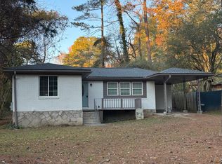 3340 Pinehill Dr, Decatur, GA 30032