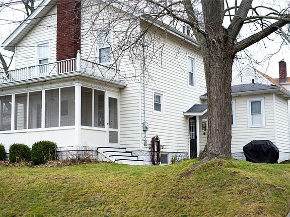 2nd image of 1840 Falls Ave