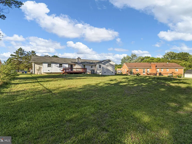 308 Butternut Dr — Photo 27