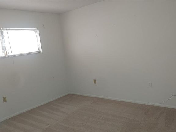 4th image of 4035 S School Ave APT C2
