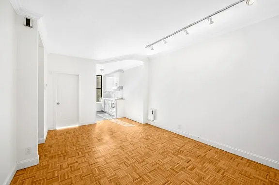 108 Saint Marks Pl #2 — Photo 5