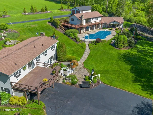 1010 Miller Rd, Lake Ariel, PA 18436
