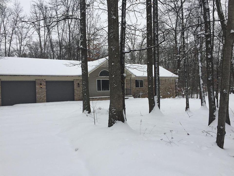 1st image of 8490 Pineview Lake Dr