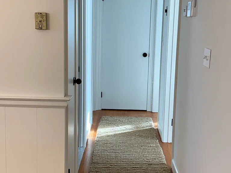 24 Dean Dr — Photo 10