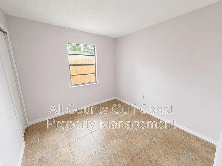 4222 Olive Ave — Photo 8