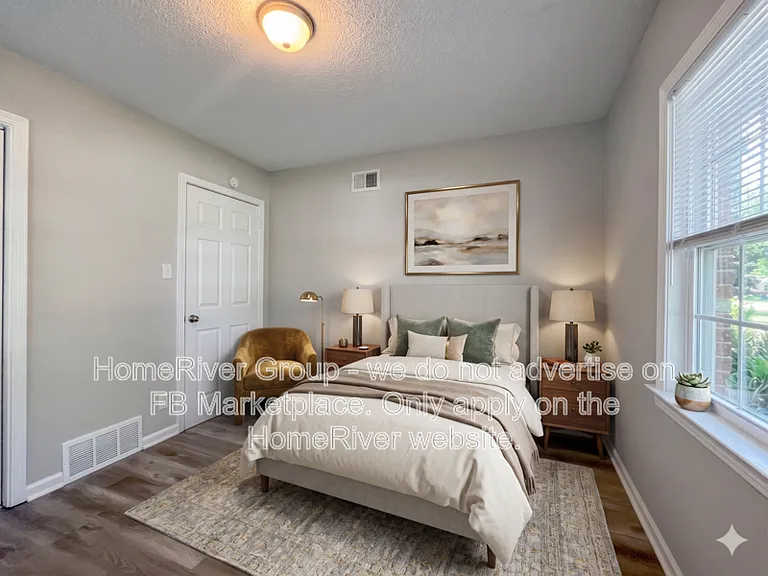 1756 W Holmes Rd — Photo 5