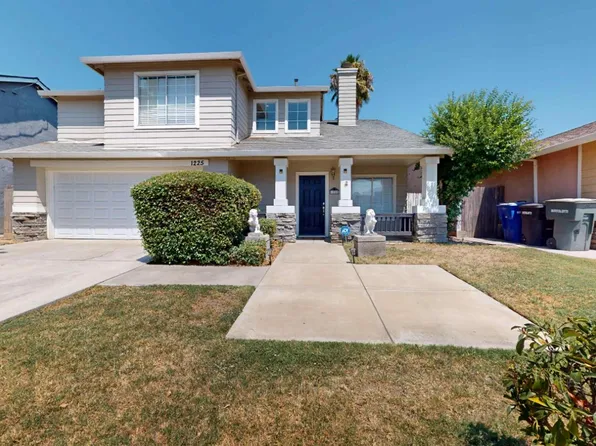 1225 Aristocrat Dr, Ceres, CA 95307