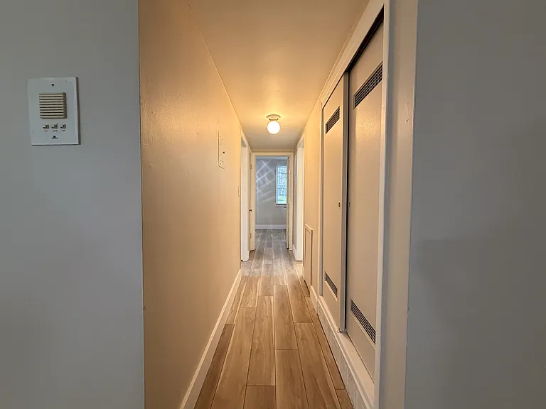 Huntington Green Apartments — Photo 8