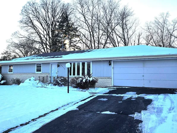 4413 Box Elder Ln, Rockford, IL 61109