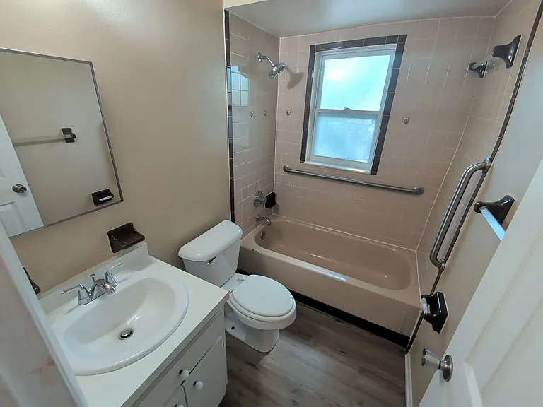 2372 S Sandburg Point — Photo 8
