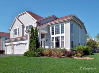10367 Eastwood Dr, Huntley, IL 60142