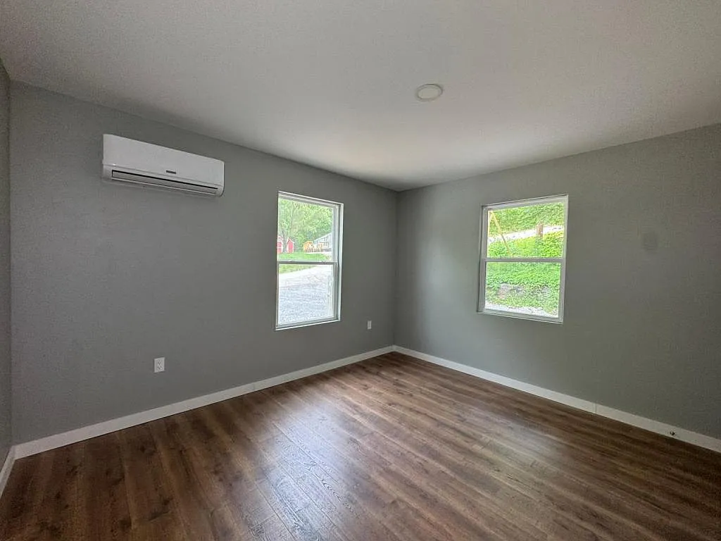 105 Jeffery Ln, apartment 2 — Photo 4