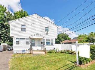 975 Reservoir Ave, Bridgeport, CT 06606