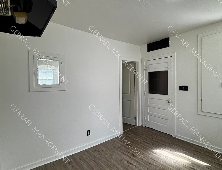 2662 Brunkow Ct — Photo 5