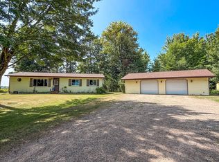 N3979 Oxbow Rd, Catawba, WI 54515