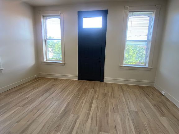 4th image of 2209 Shenandoah Ave #2