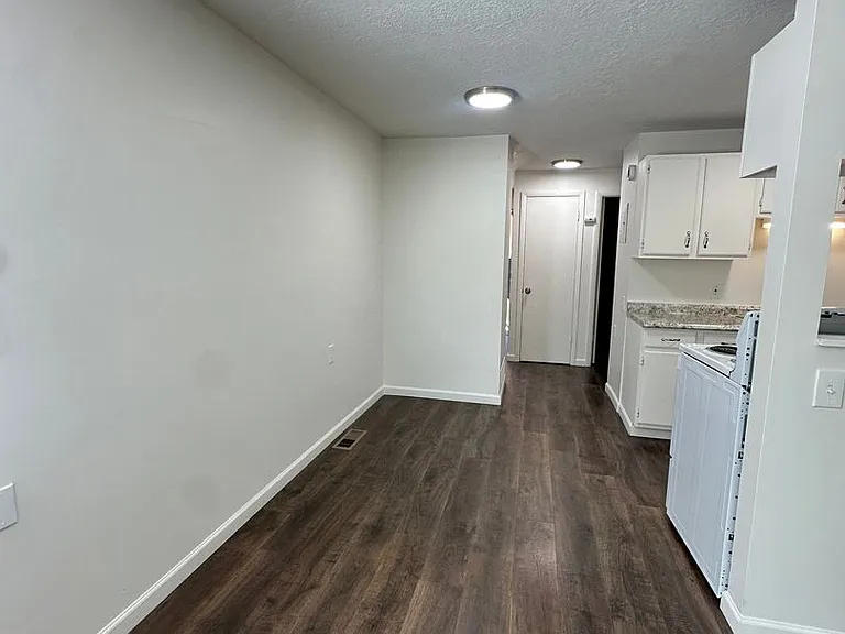 745 E Lazon Dr — Photo 38