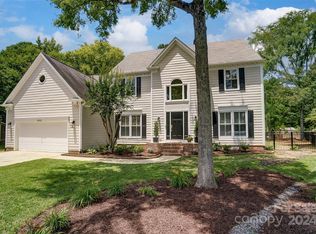 8142 Long Nook Ln, Charlotte, NC 28277