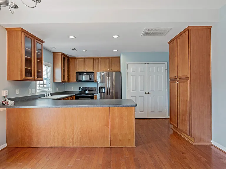 2120 Piney Brook Rd #103 — Photo 9