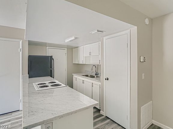 5th image of 1438 Dorothy Ave Unit 3