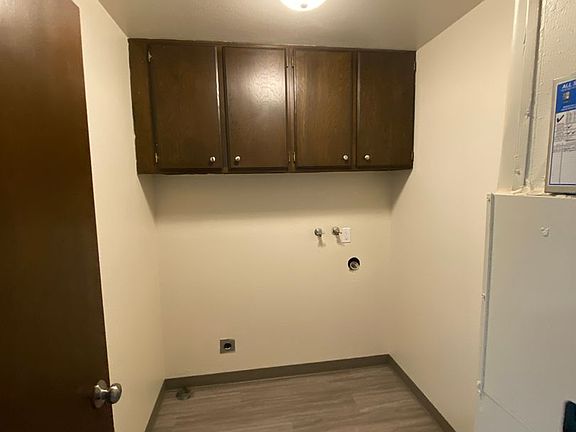 3rd image of 1012 Cornell Ave APT 17