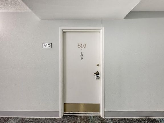 2nd image of 5855 Midnight Pass Rd APT 510