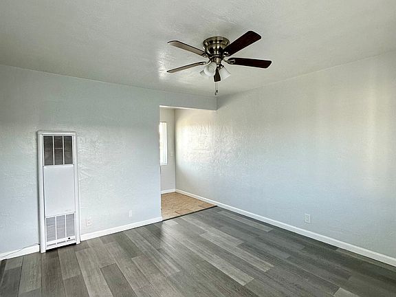 Ceiling Fan - Lots of Natural Light