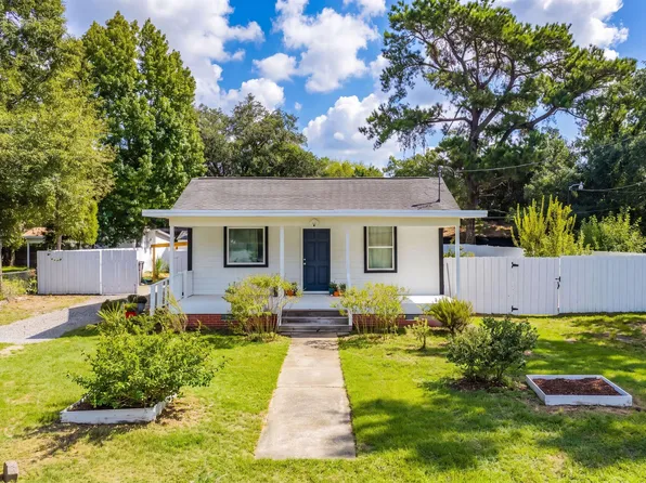 4718 Ivydale Dr, North Charleston, SC 29405
