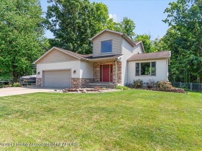 8505 Ember Glen Pass, Lansing, MI, 48917