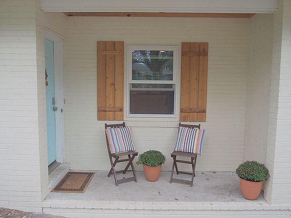5th image of 109 Highland Ave