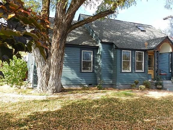 3rd image of 750 NW Cedar Ave