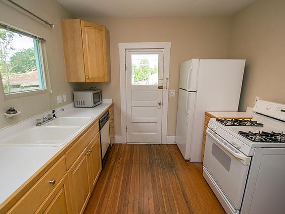 5th image of 2483 S Williams St #2483
