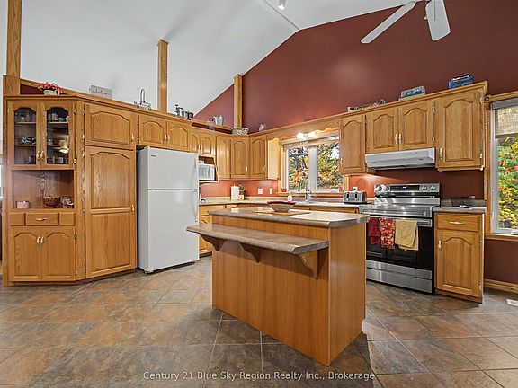 4th image of 188 Paradis Rd