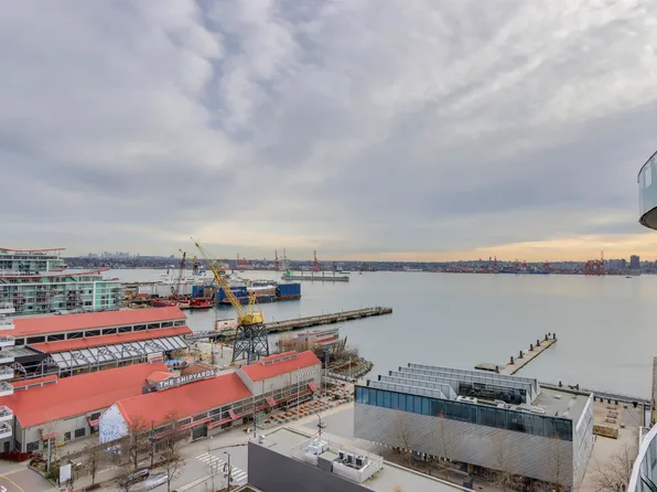 118 Carrie Cates Ct #1208, North Vancouver, BC V7M 0G6