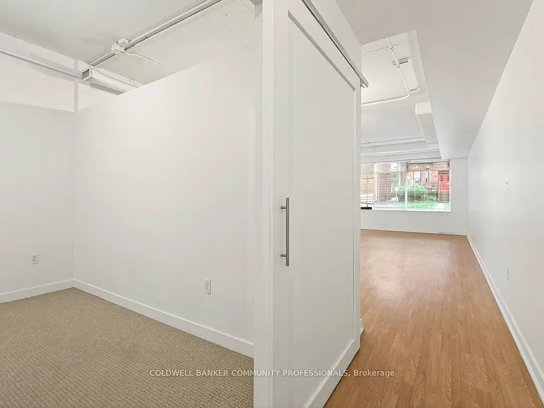 120 Jackson St W — Photo 29