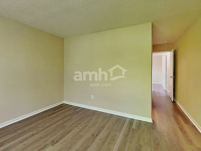 4422 Autumn Crest Ct — Photo 11