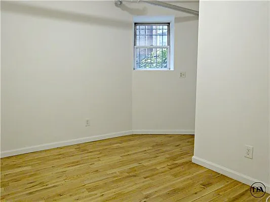 Rented by DSA Realty | media 39