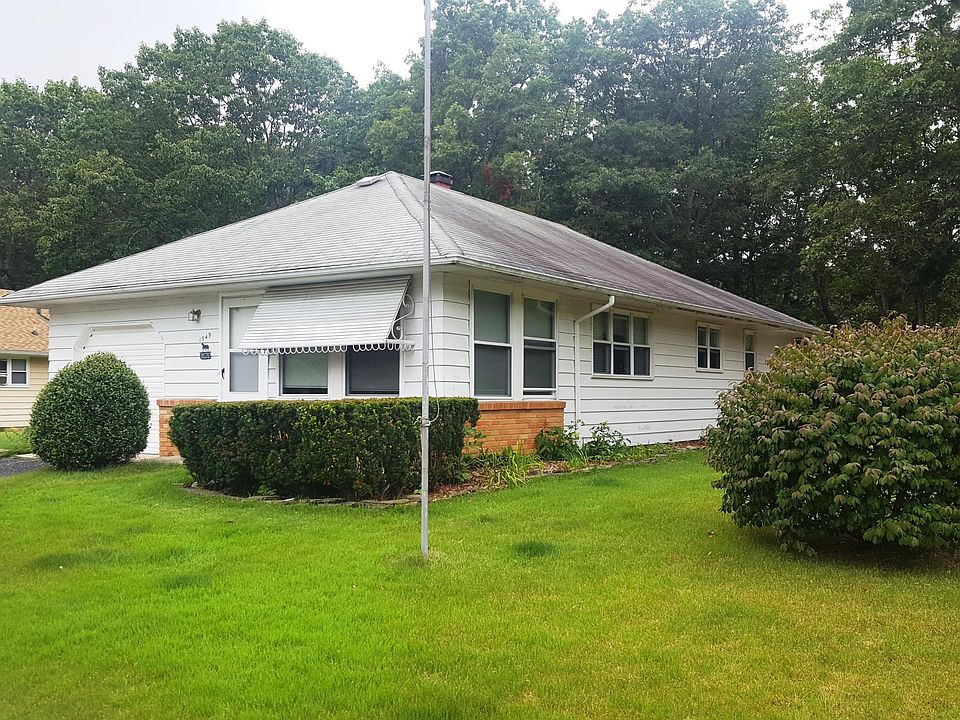 2nd image of 1549 Mount Everest Ln
