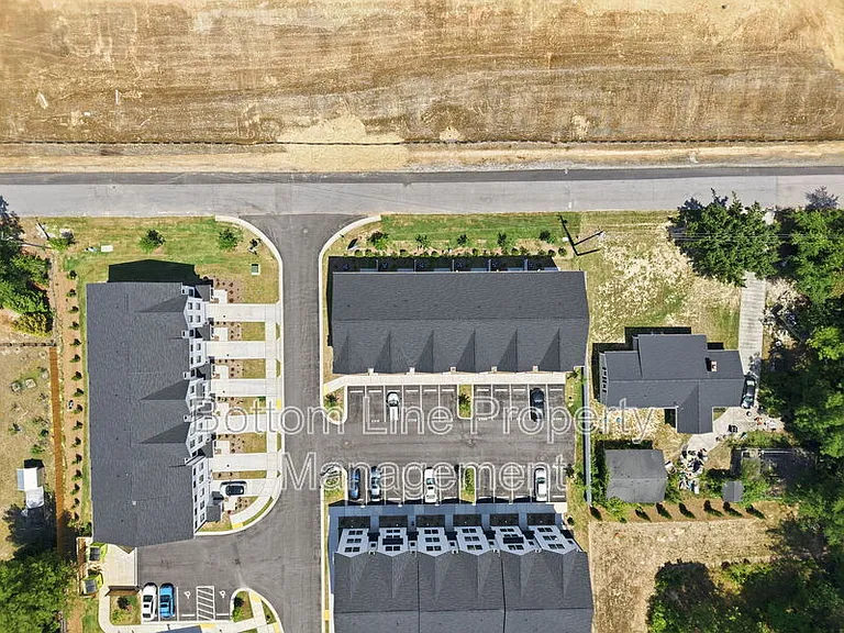 2308 Oakwood Meadows Ct — Photo 4