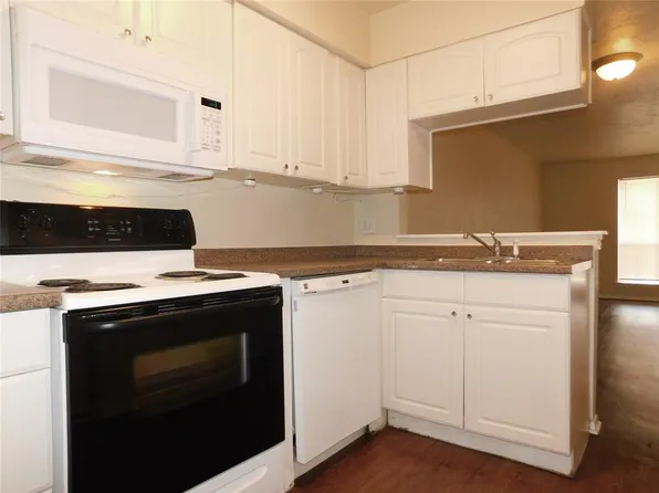 1424 Sombre Vista Dr, Denton, TX 76205