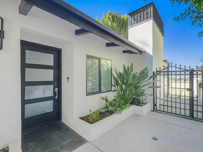 16725 Oak View Dr — Photo 7