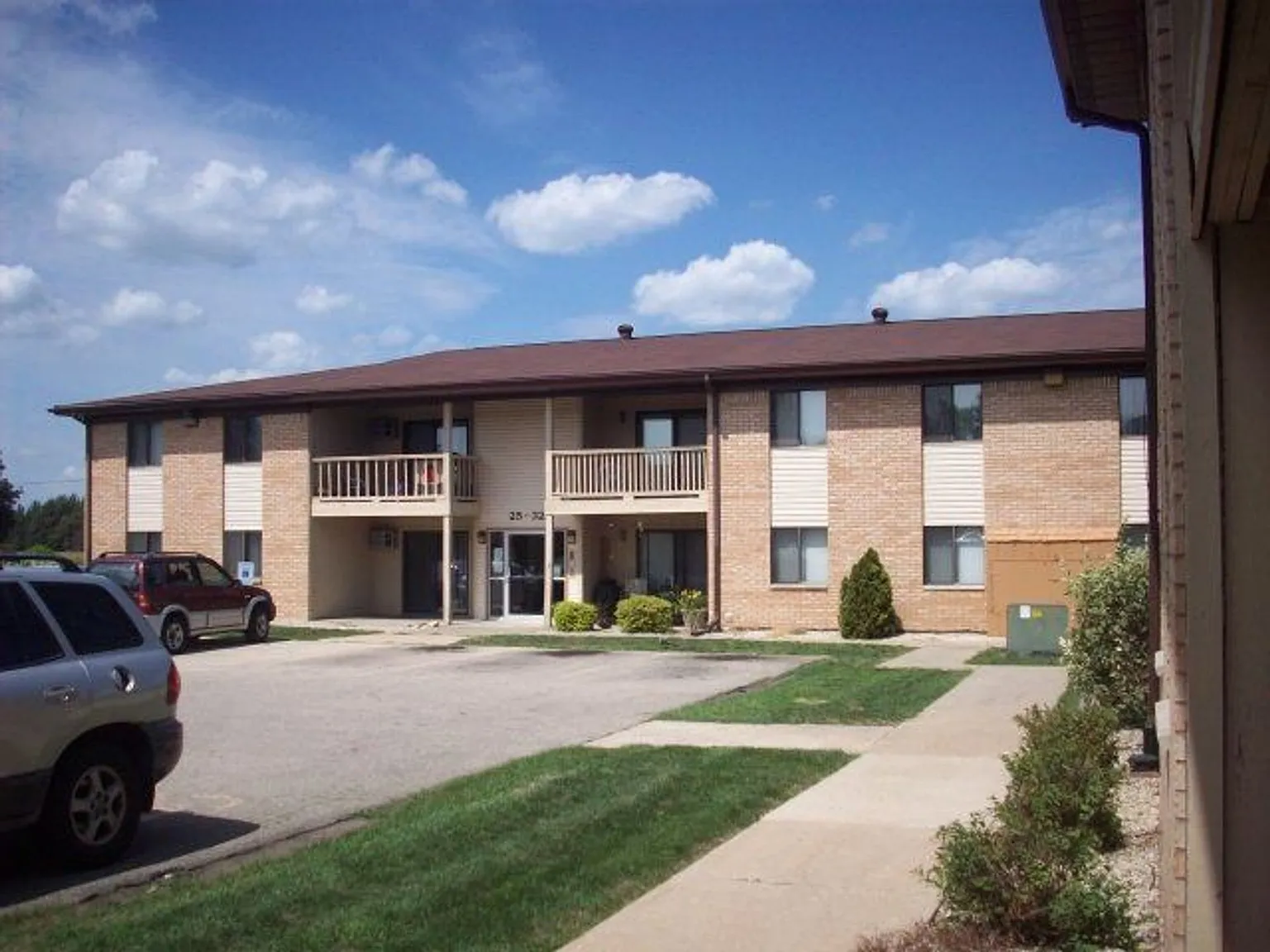 Prairie Village Apartments — Photo 2