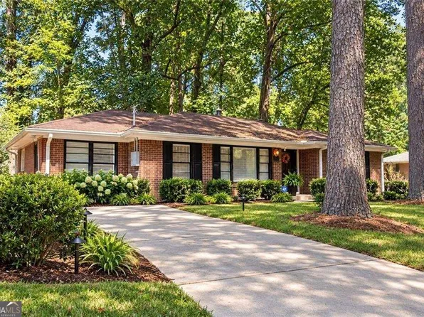 2661 Collier Dr NW, Atlanta, GA 30318