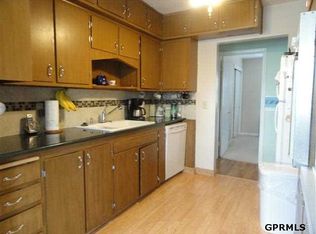 4503 O St, Omaha, NE 68117