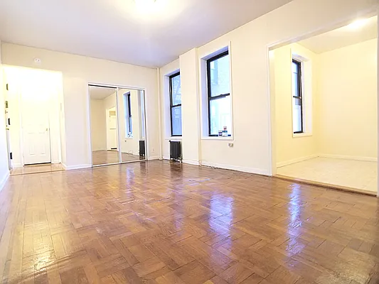 Rented by BRICK & GALO REALTY CORP | media 9